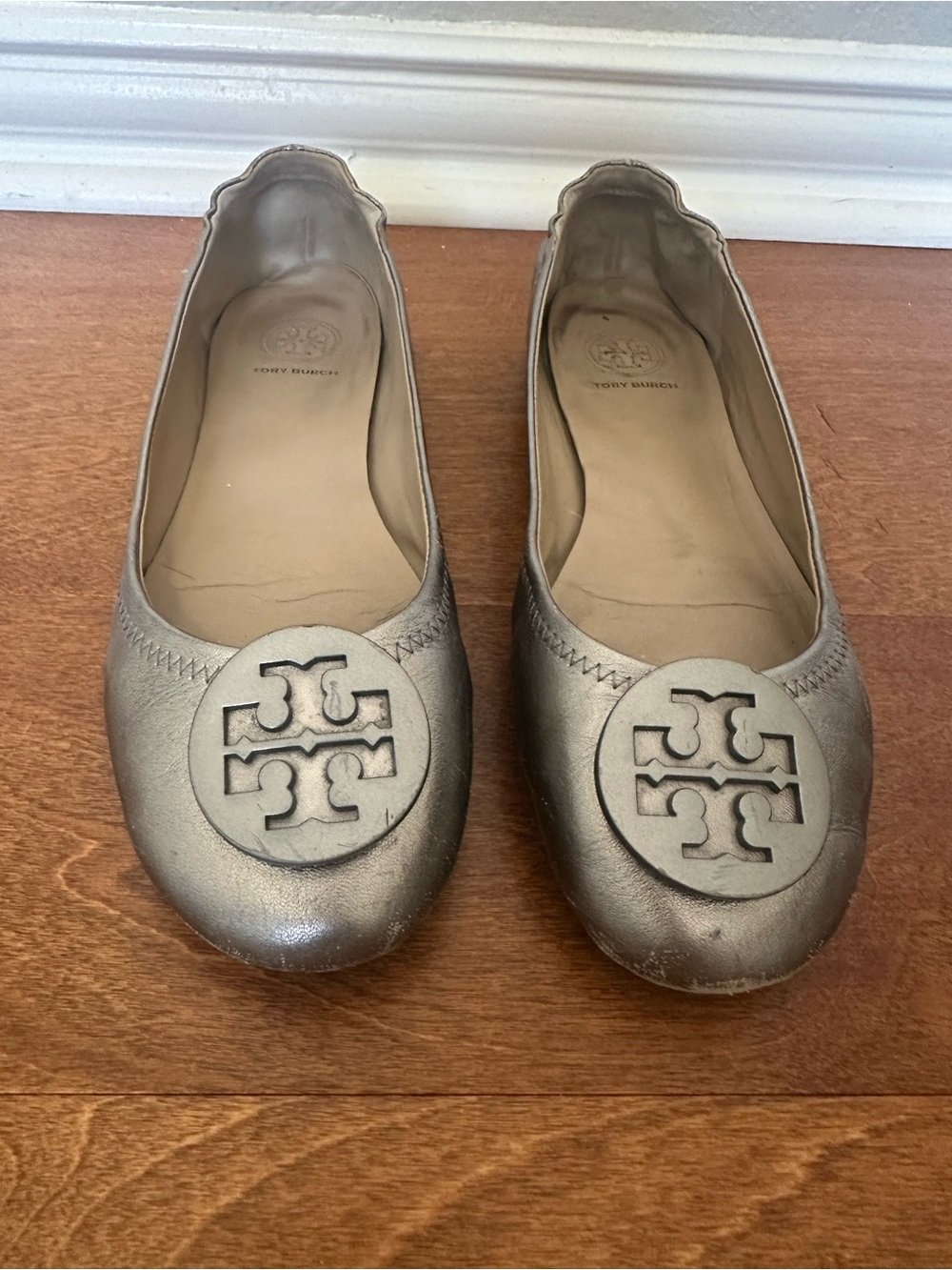 Tory Burch Metallic Silver Slip-On Flats Size 9